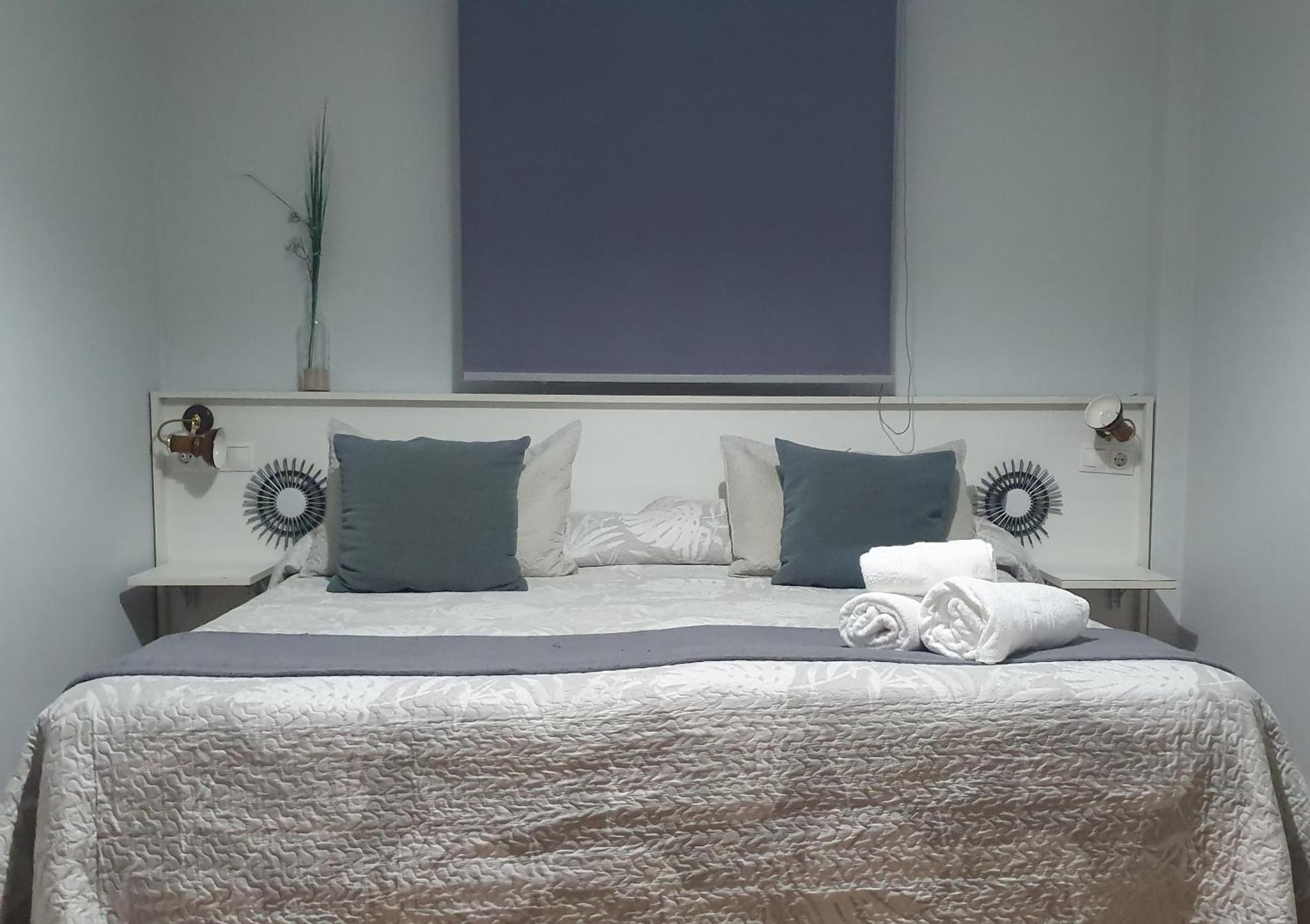 Luna-Guest Rooms 알칼라데과다이라 외부 사진